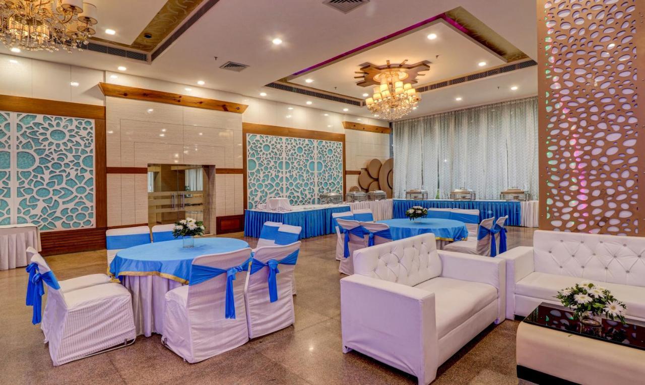 Treebo Premium Pearl Avenue, Ring Road Hotel เดห์ราดุน ภายนอก รูปภาพ