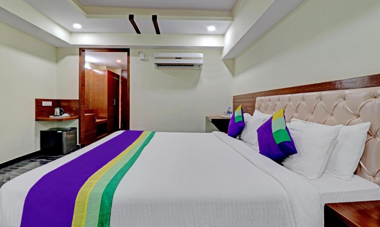 Treebo Premium Pearl Avenue, Ring Road Hotel เดห์ราดุน ภายนอก รูปภาพ