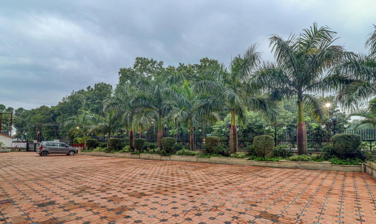 Treebo Premium Pearl Avenue, Ring Road Hotel เดห์ราดุน ภายนอก รูปภาพ