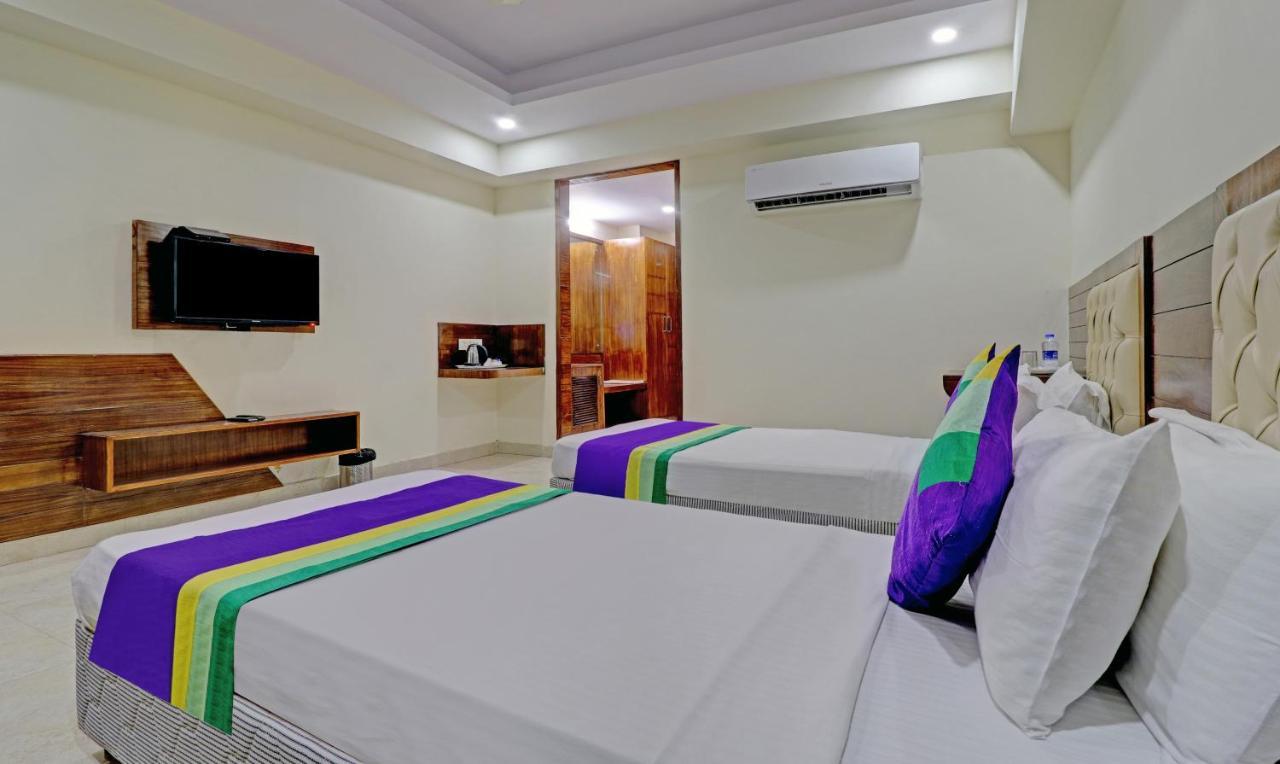 Treebo Premium Pearl Avenue, Ring Road Hotel เดห์ราดุน ภายนอก รูปภาพ