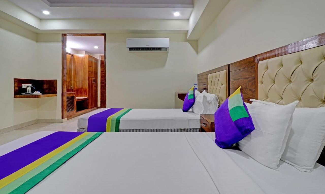 Treebo Premium Pearl Avenue, Ring Road Hotel เดห์ราดุน ภายนอก รูปภาพ