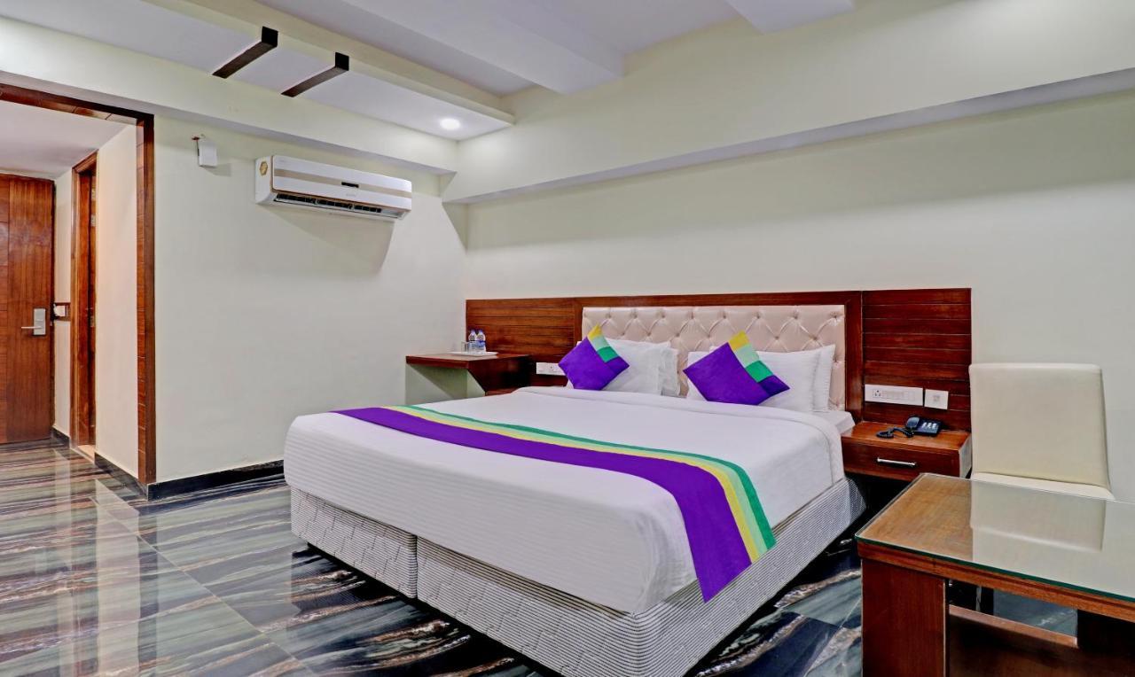 Treebo Premium Pearl Avenue, Ring Road Hotel เดห์ราดุน ภายนอก รูปภาพ